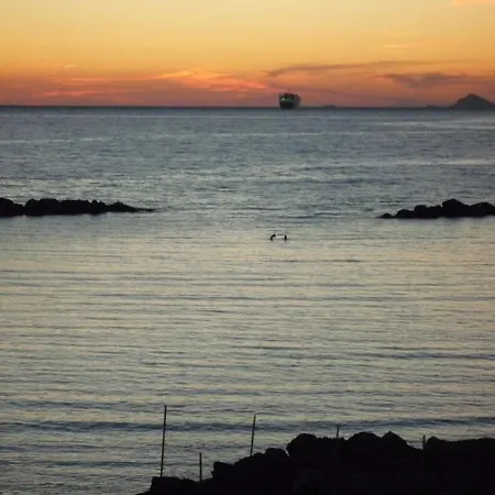 Casa F.a.c.i Hotel Marina di Massa